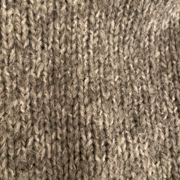 Urban Outfitters Chunky Knit Cardigan - Picture 3 of 3